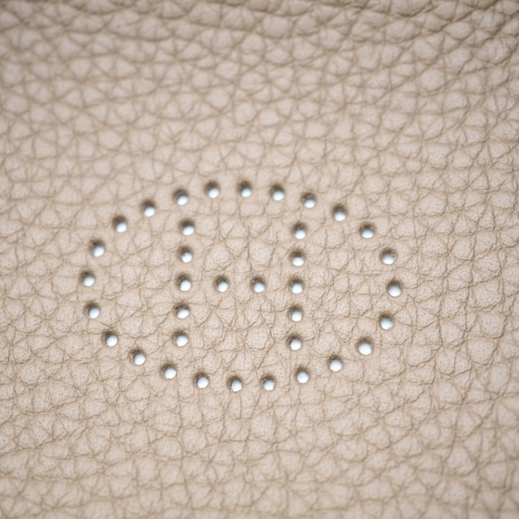 HERMES/Hermes Vidopoche Accessory Case Meads Other Accessories Khaki Ladies - Picture 8 of 12